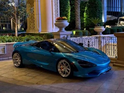 Used 2024 McLaren 750S Spider RWD image 2