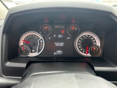 Used 2019 RAM 1500 Big Horn image 22