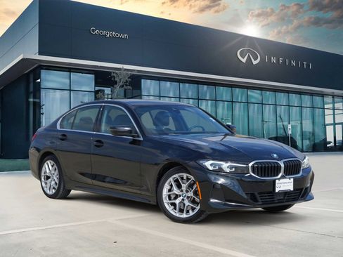 Used 2025 BMW 330i Sedan image 1