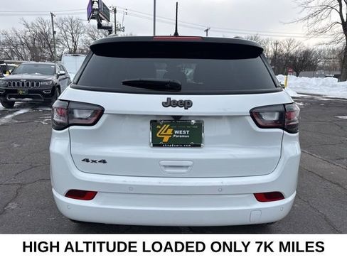 Used 2025 Jeep Compass Limited w/ High Altitude Package image 15
