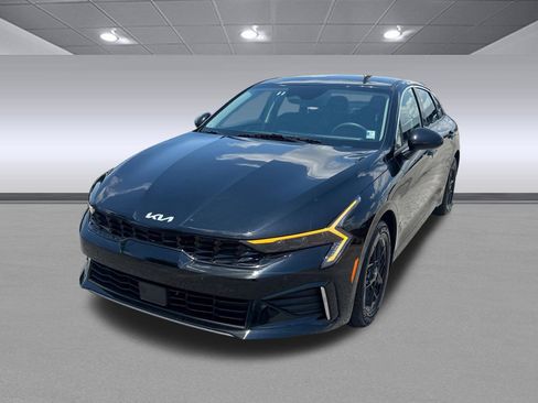 Used 2025 Kia K5 LXS FWD image 7