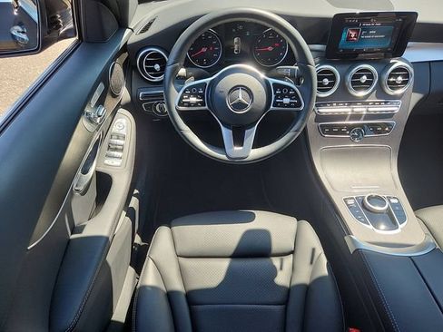 Used 2019 Mercedes-Benz C 300 4MATIC Sedan image 12