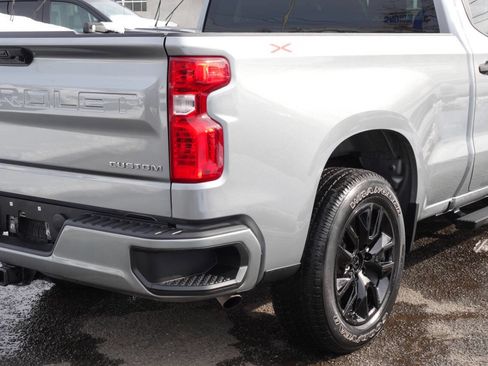 Used 2023 Chevrolet Silverado 1500 Custom image 10