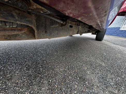 Used 2000 Chevrolet S10 Pickup LS w/ Preferred Equipment Group image 17