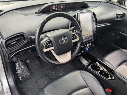 Used 2019 Toyota Prius Prime Premium image 10