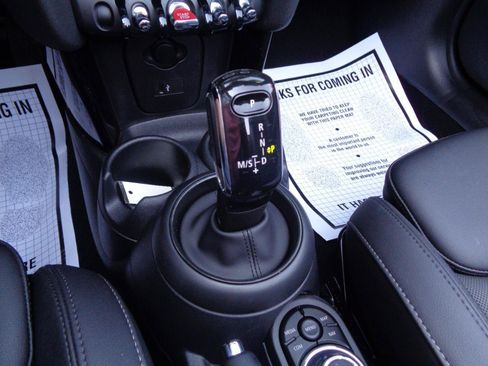 Used 2024 MINI Cooper S FWD image 15