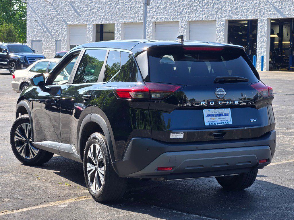 Used 2023 Nissan Rogue SV FWD image 14
