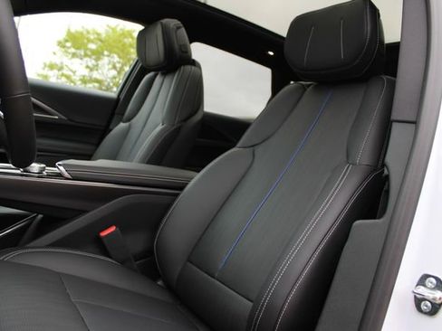 New 2026 Cadillac Lyriq Sport AWD/4WD image 20