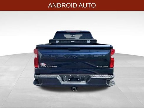 Used 2020 Chevrolet Silverado 1500 Custom w/ Custom Value Package AWD/4WD image 6
