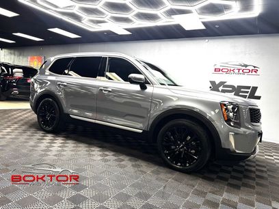 Used 2022 Kia Telluride SX w/ Towing Package