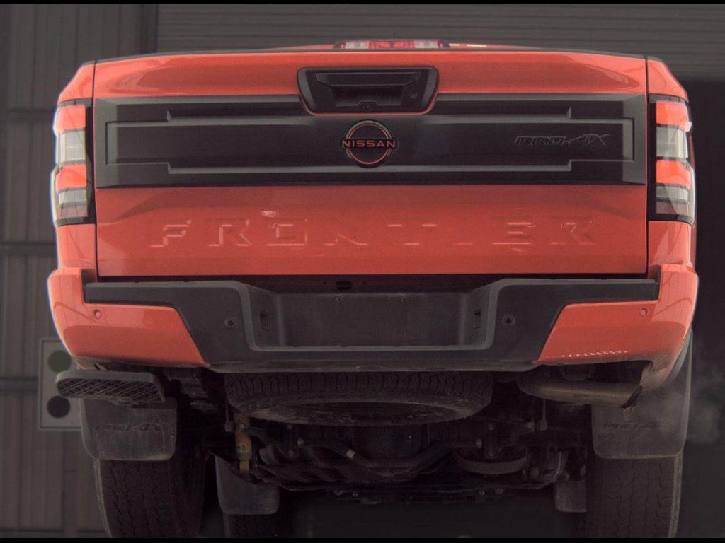 Certified 2025 Nissan Frontier PRO-4X w/ Interior Protection Package AWD/4WD image 4