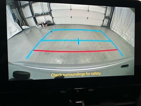 Used 2025 Toyota Corolla SE w/ SE Premium Package image 36