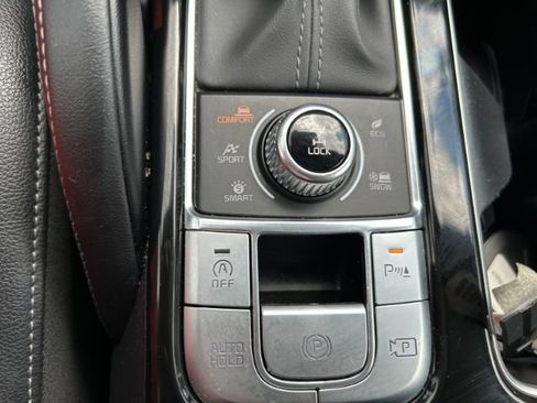 Used 2025 Kia Telluride SX X-Line AWD/4WD image 19