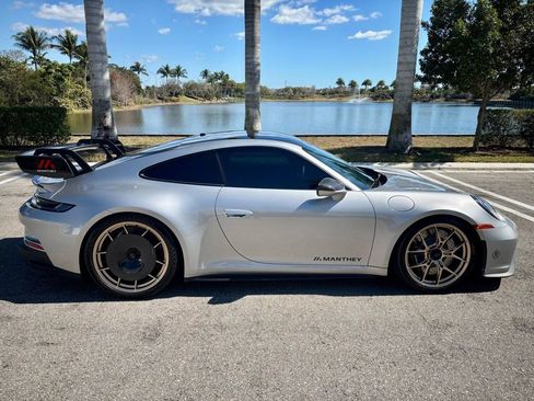 Used 2024 Porsche 911 GT3 RWD image 5