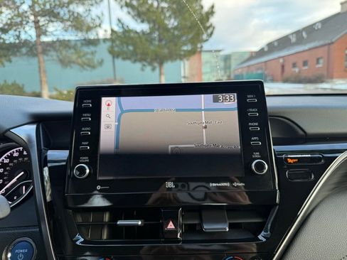 Used 2024 Toyota Camry XLE image 32