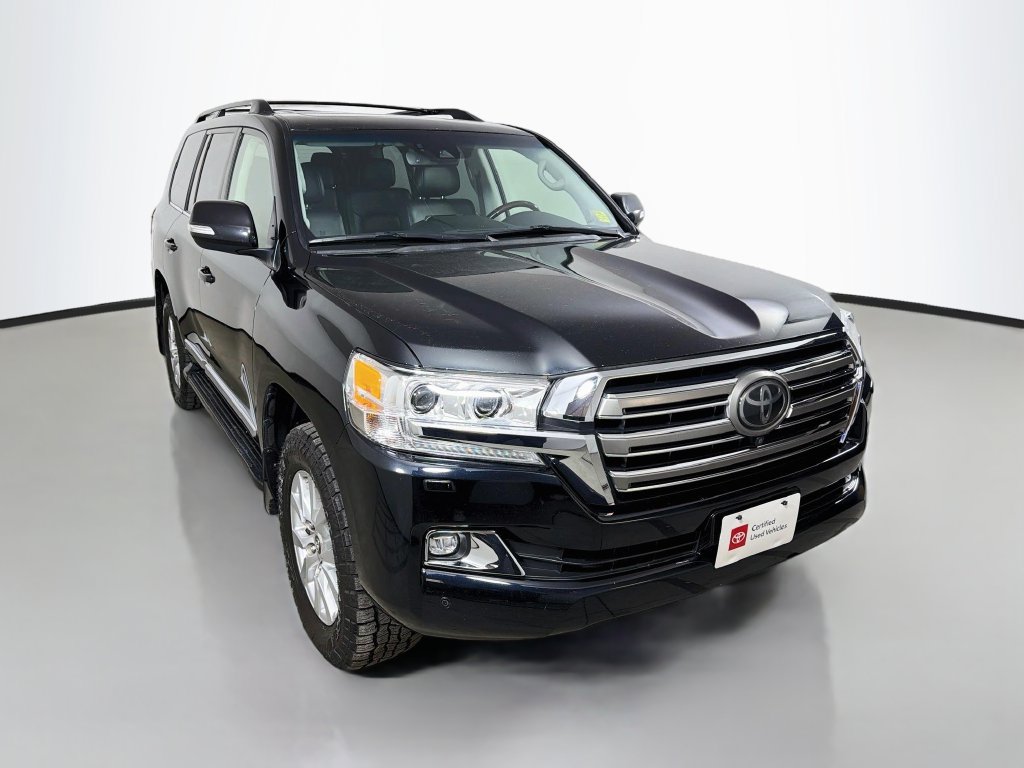 Used 2018 Toyota Land Cruiser w/ Carpet Mat Package AWD/4WD image 4