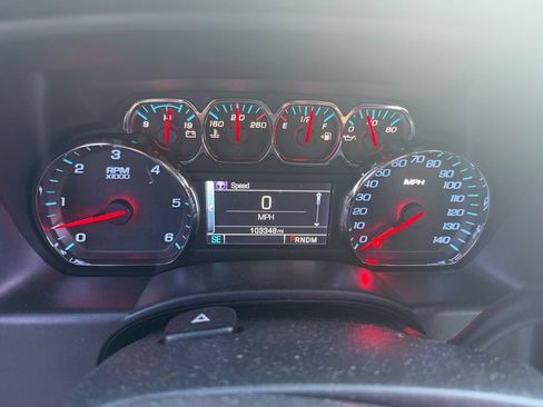 Used 2015 Chevrolet Silverado 1500 LT AWD/4WD image 9