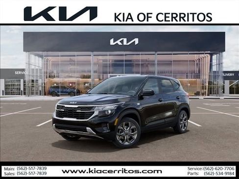 New 2026 Kia Seltos LX FWD image 1