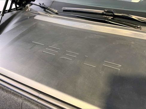 Used 2020 Tesla Model S Long Range Plus image 33