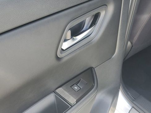 Certified 2024 Nissan Rogue SV AWD/4WD image 19