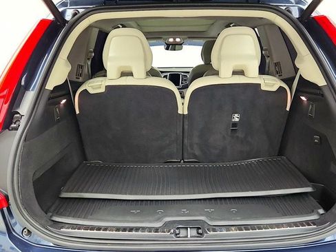Used 2025 Volvo XC90 T8 Ultra w/ Protection Package AWD/4WD image 22