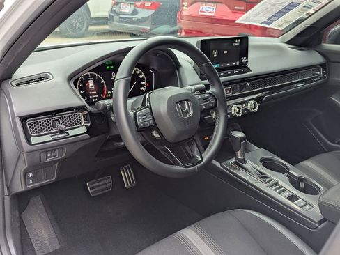 Used 2022 Honda Civic Sport image 4