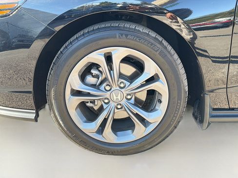 Used 2024 Honda Accord EX image 37