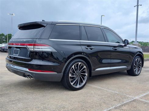 Used 2020 Lincoln Aviator Reserve w/ Equipment Group 201A RWD image 9