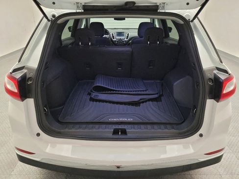 Used 2020 Chevrolet Equinox LT image 29