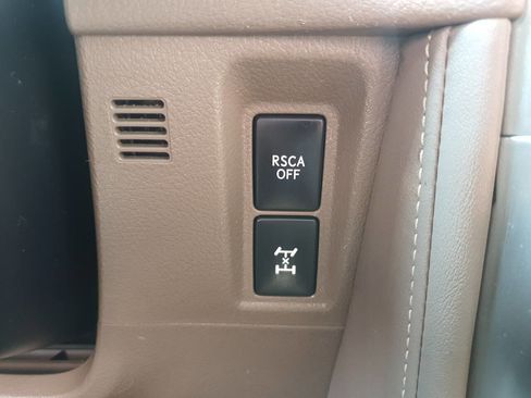 Used 2011 Lexus GX 460 image 30