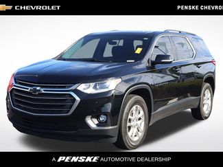 Used 2020 Chevrolet Traverse LT FWD video 1