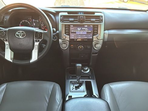 Used 2022 Toyota 4Runner SR5 image 17