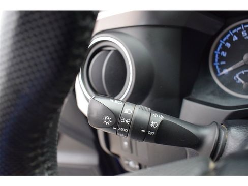 Used 2023 Toyota Tacoma 4x4 Double Cab image 38