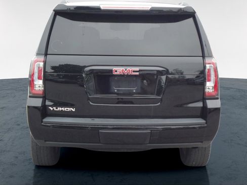Used 2017 GMC Yukon SLT w/ Open Road Package AWD/4WD image 4