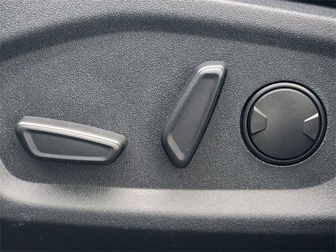 Certified 2024 Ford Edge SEL image 4