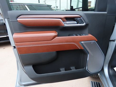 Used 2024 GMC Sierra 2500 Denali Ultimate image 23