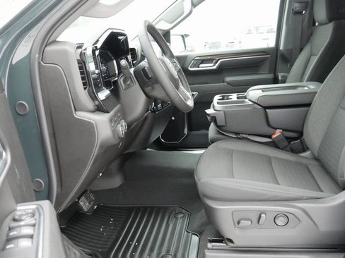 New 2026 Chevrolet Silverado 1500 LT image 8