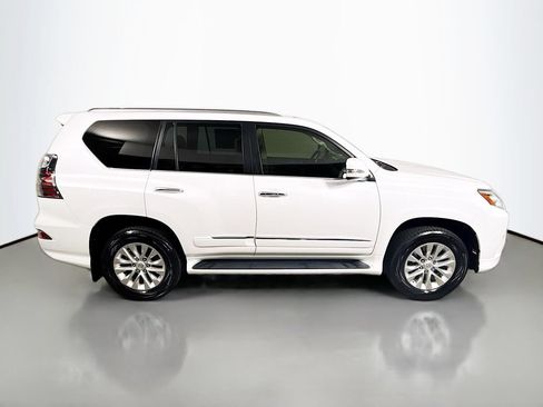 Used 2016 Lexus GX 460 w/ Premium Package AWD/4WD image 8