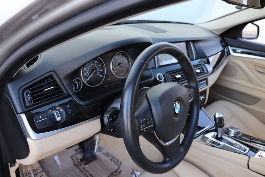 Used 2015 BMW 528i Sedan RWD image 50