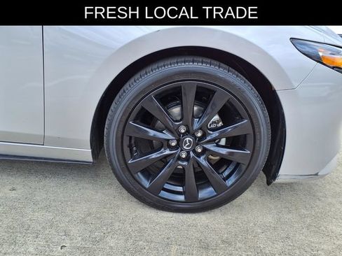 Used 2024 MAZDA MAZDA3 s FWD image 9