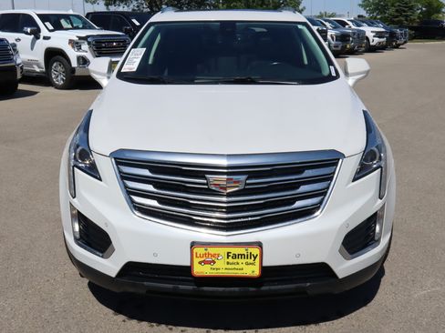 Used 2019 Cadillac XT5 Luxury AWD/4WD image 2
