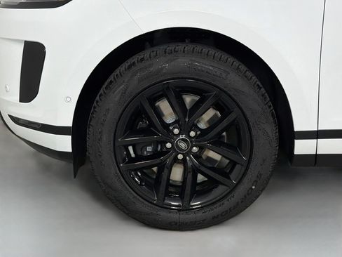 New 2026 Land Rover Range Rover Evoque S AWD/4WD image 33
