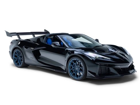 Used 2026 Chevrolet Corvette ZR1 w/ ZR1 Carbon Fiber Aero Package RWD image 12
