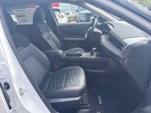 New 2026 Nissan Kicks SV w/ SV Premium Package AWD/4WD image 25
