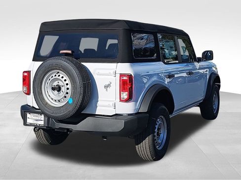 New 2026 Ford Bronco 4-Door image 3