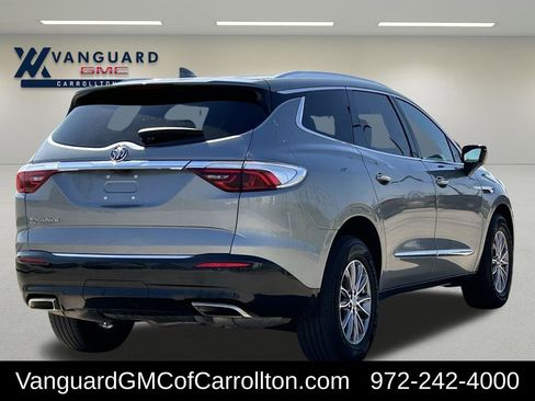 Used 2024 Buick Enclave Premium AWD/4WD image 10