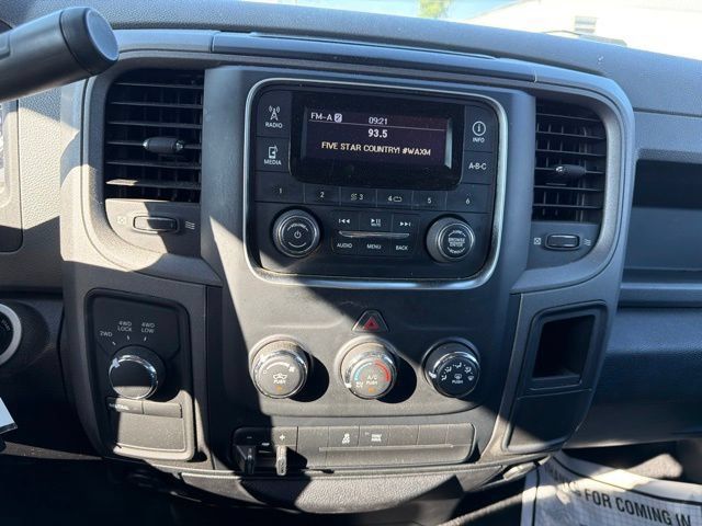 Used 2013 RAM 1500 Express AWD/4WD image 19