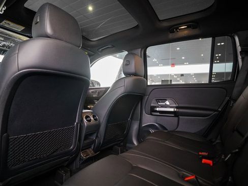 Certified 2022 Mercedes-Benz GLB 250 4MATIC image 29