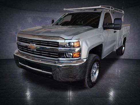 Used 2018 Chevrolet Silverado 2500 W/T RWD image 29