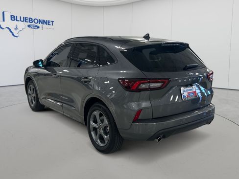 Used 2023 Ford Escape ST-Line FWD image 7